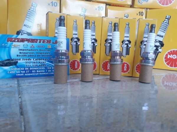 Bujías NGK BLR5 EY