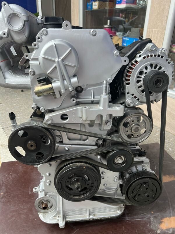 Motor Nissan X-Trail T30
